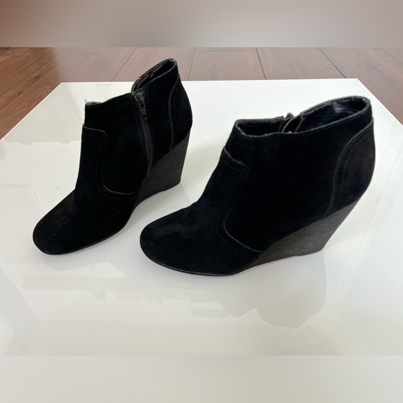 Cooperative zipper suede / leather black wedge ankle booties Urban outfitters - Picture 2 of 5